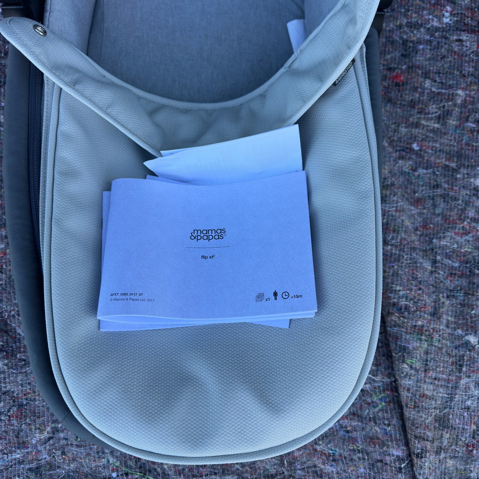 Mamas & Papas Carrycot Flip VT2 Cloud Grey - Image 9